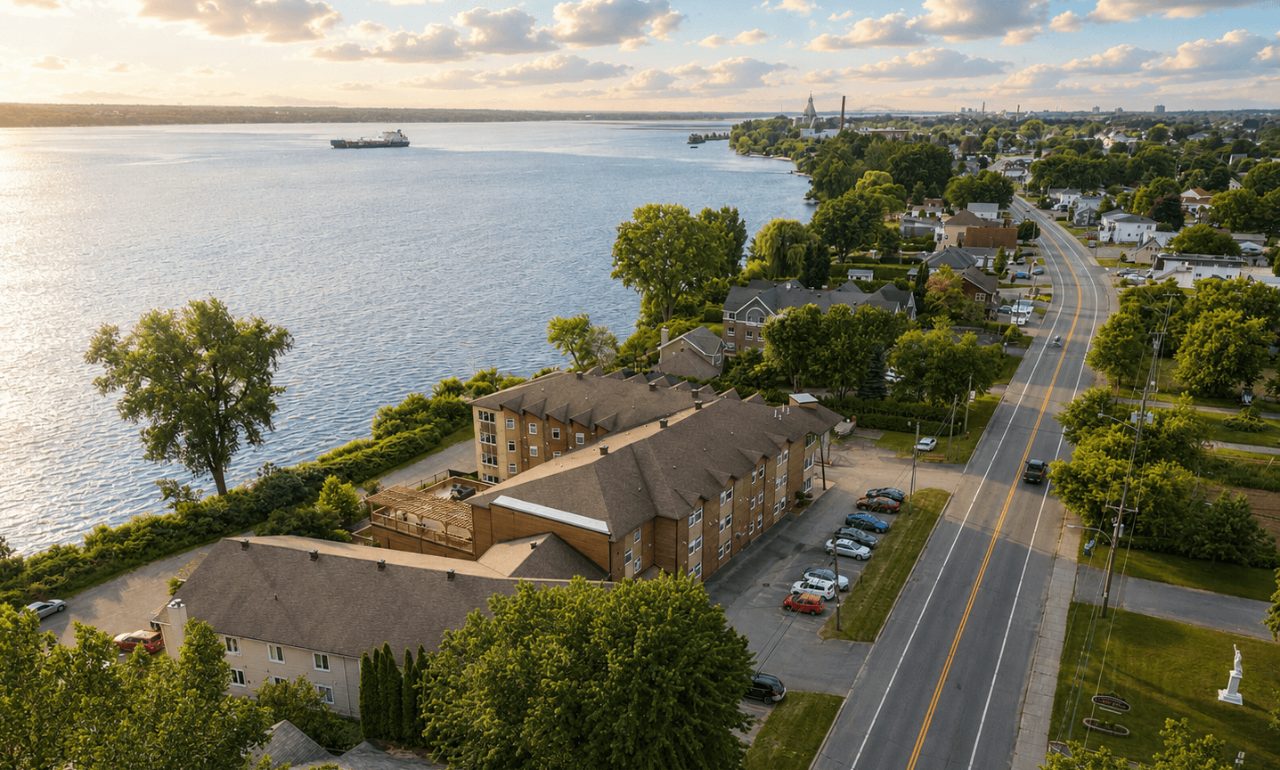 Immeuble Fleuve Cité au bord du fleuve Saint-Laurent à Trois-Rivières